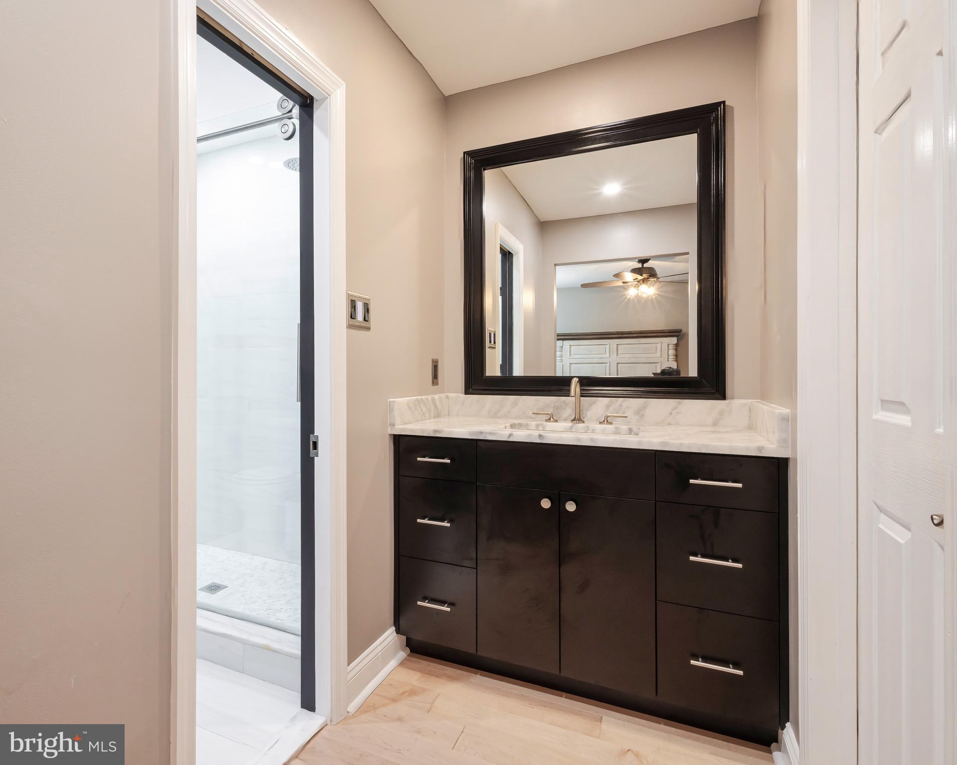 701 KINGS CROFT