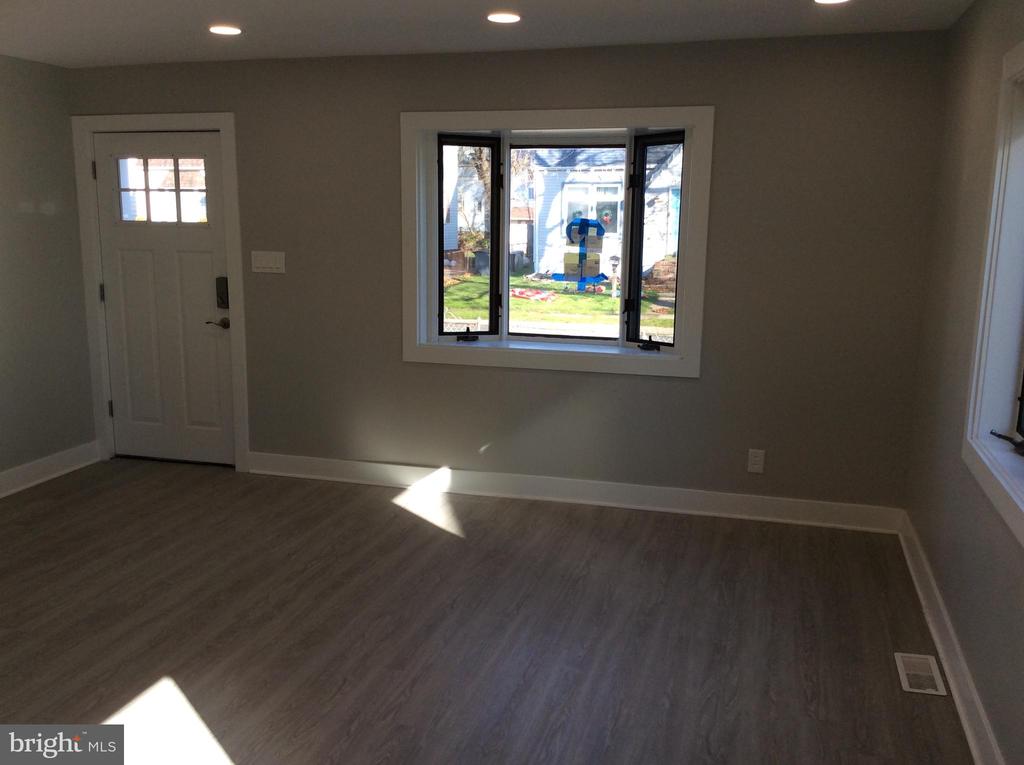 1168 ROMANO AVENUE Unit: A