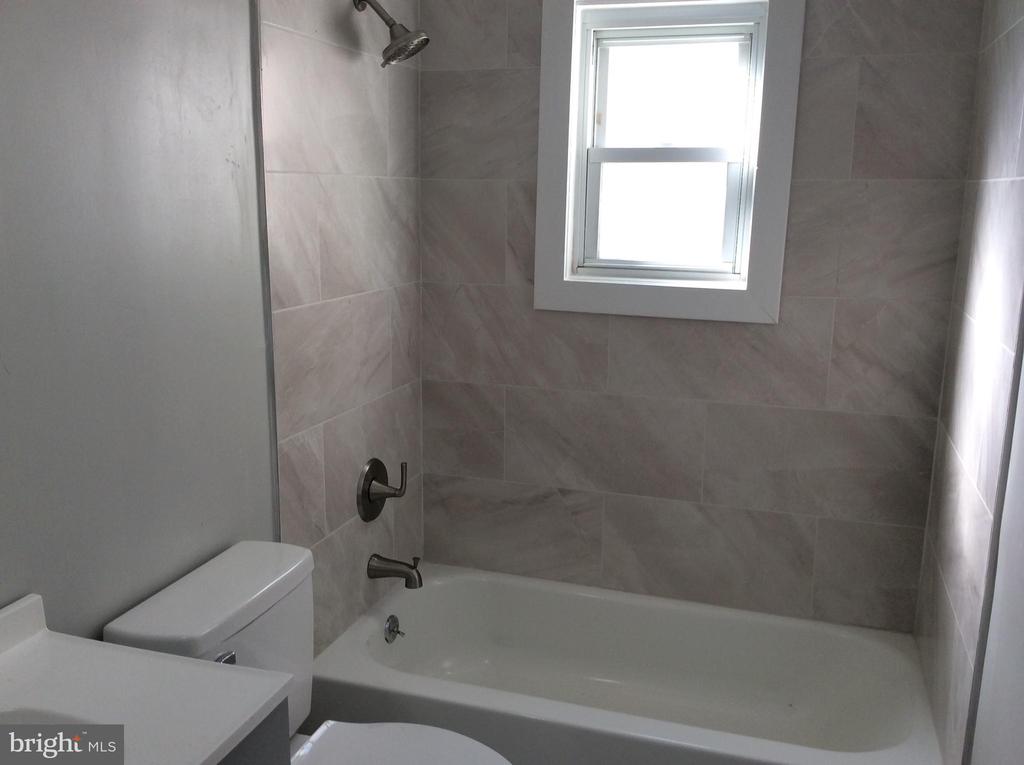 1168 ROMANO AVENUE Unit: A