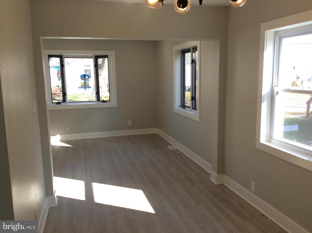 1168 ROMANO AVENUE Unit: A