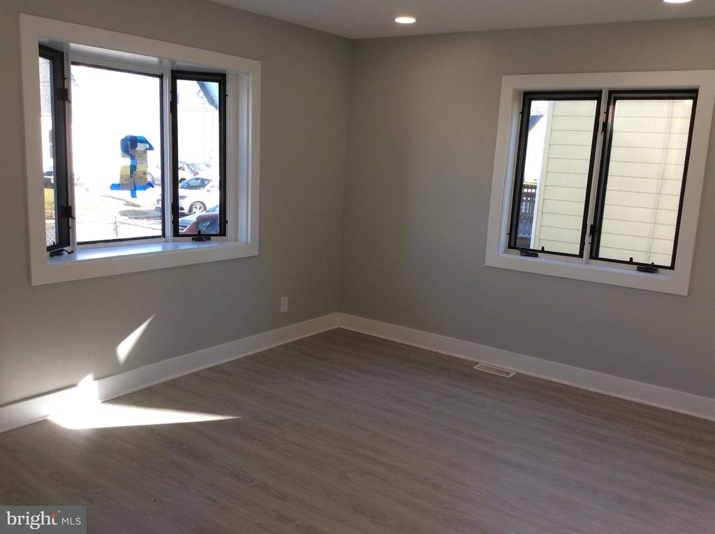 1168 ROMANO AVENUE Unit: A