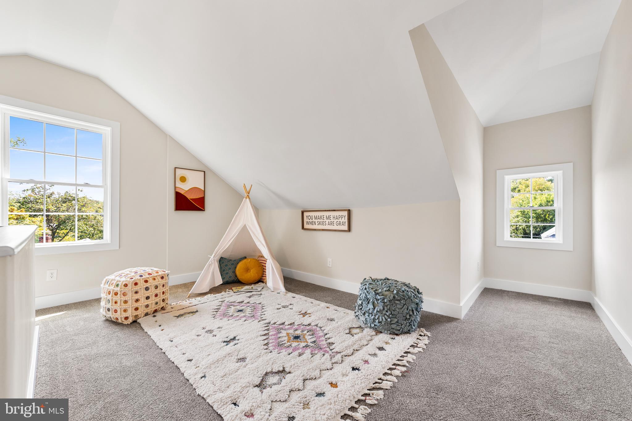 3 THORNOLDEN AVENUE