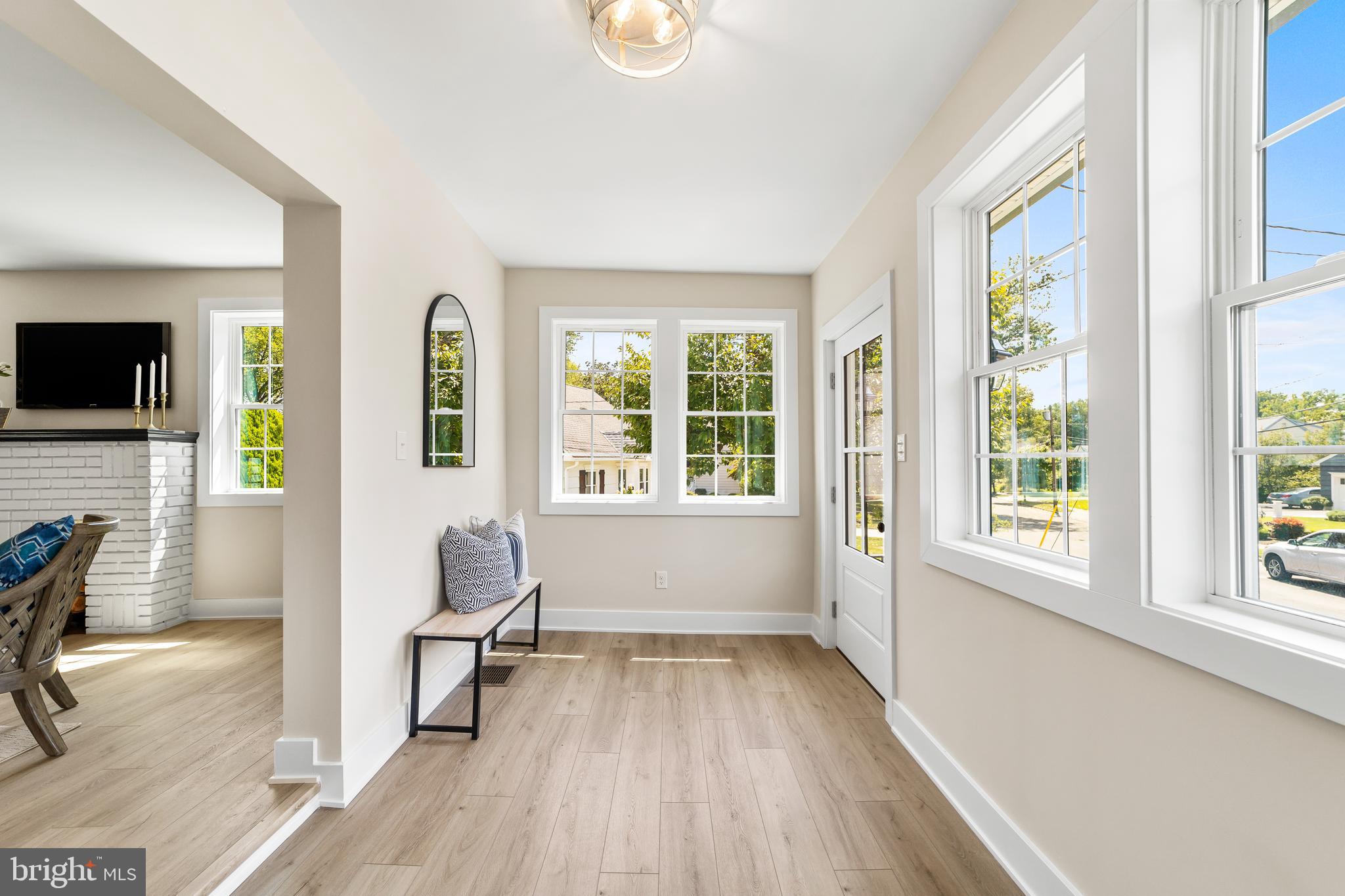 3 THORNOLDEN AVENUE