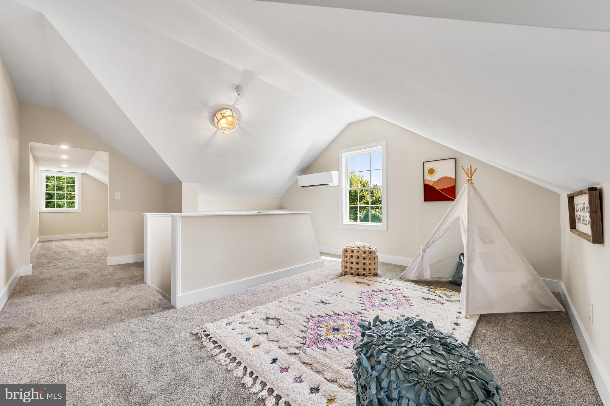 3 THORNOLDEN AVENUE
