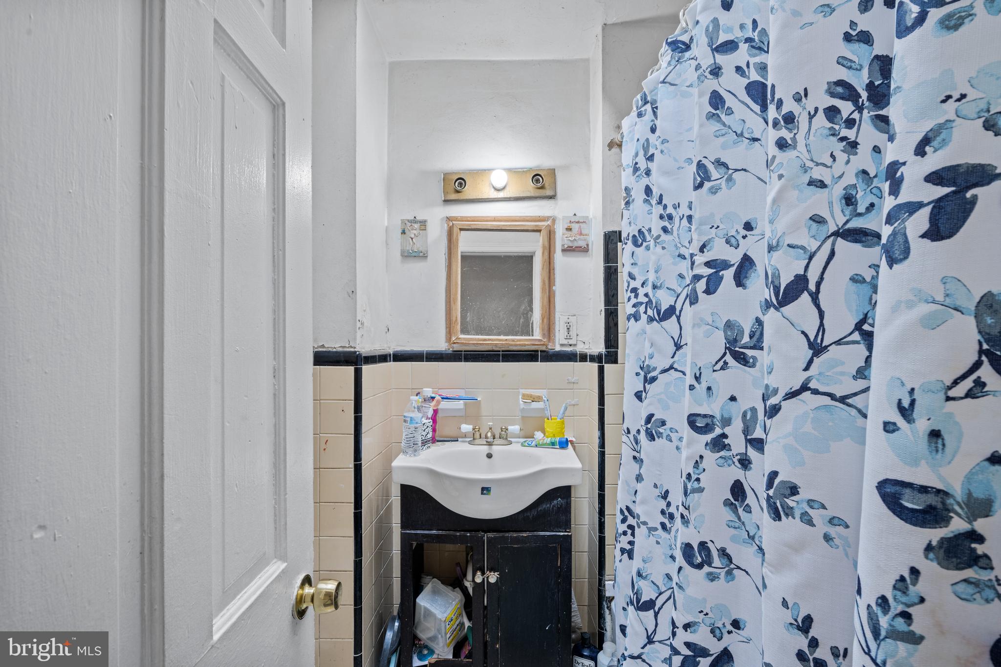 2259 BAIRD BOULEVARD