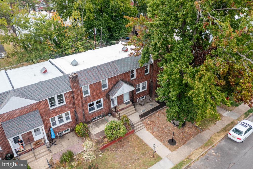 17 W SUMMERFIELD AVENUE