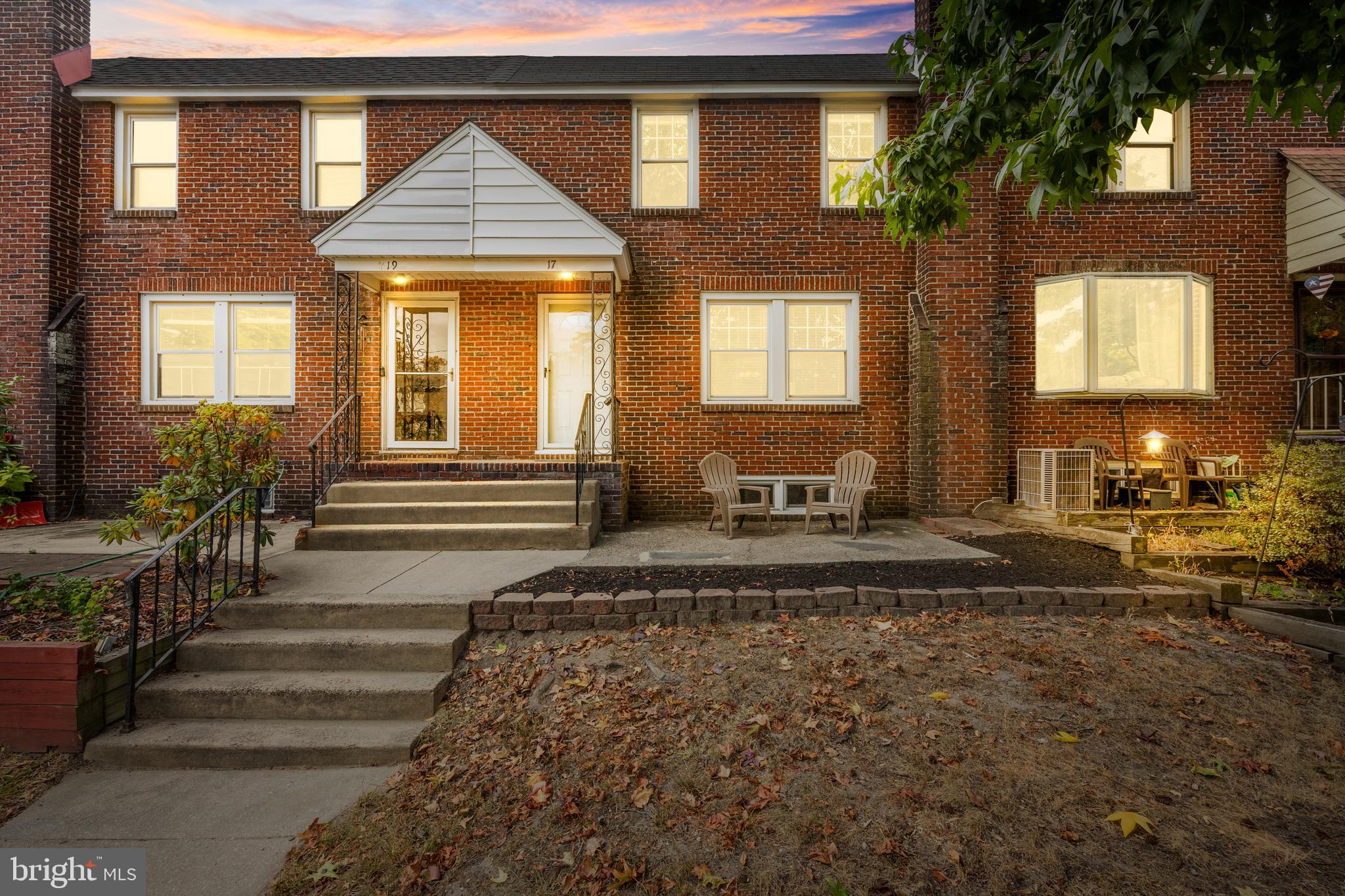 17 W SUMMERFIELD AVENUE