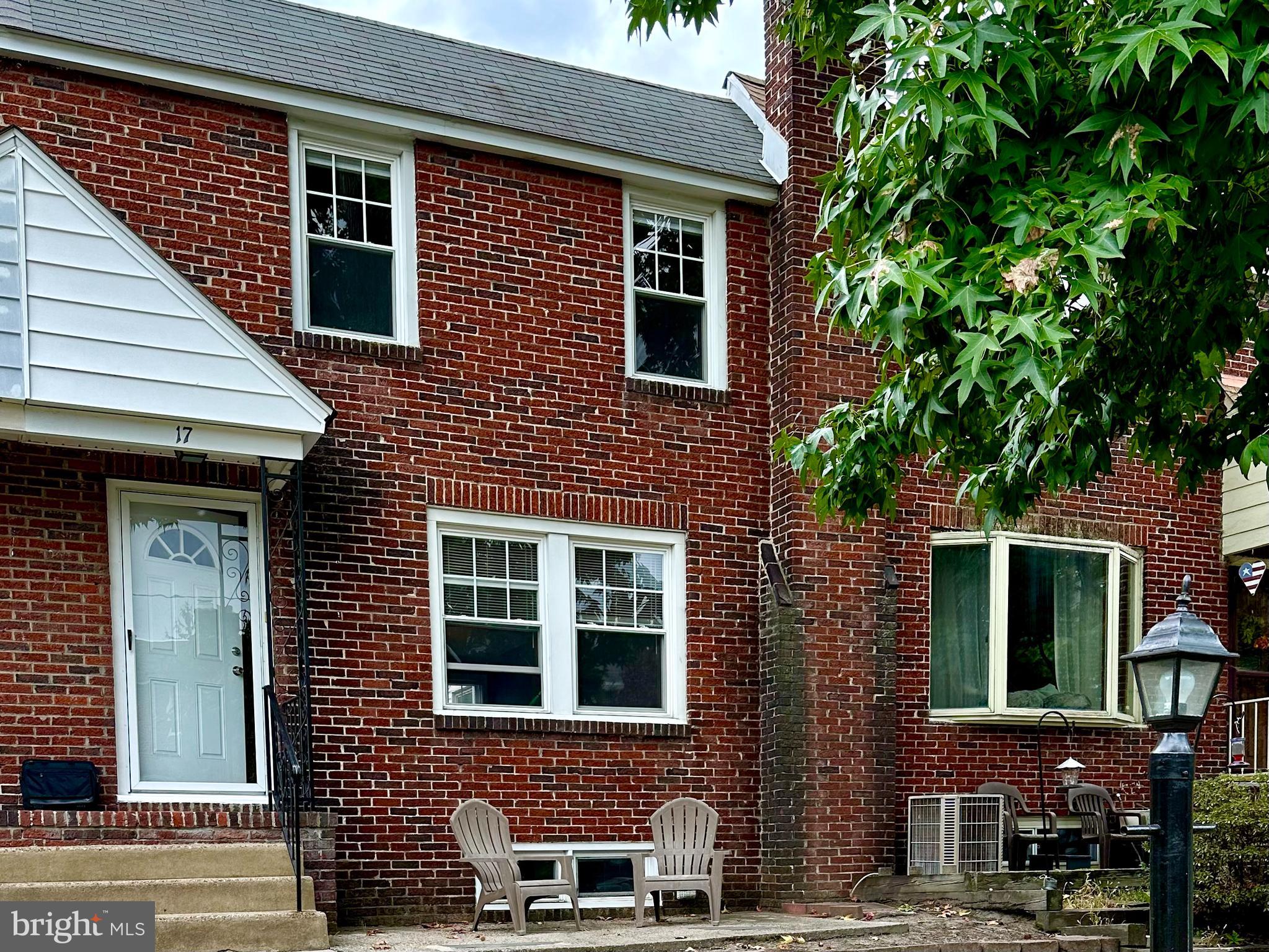 17 W SUMMERFIELD AVENUE