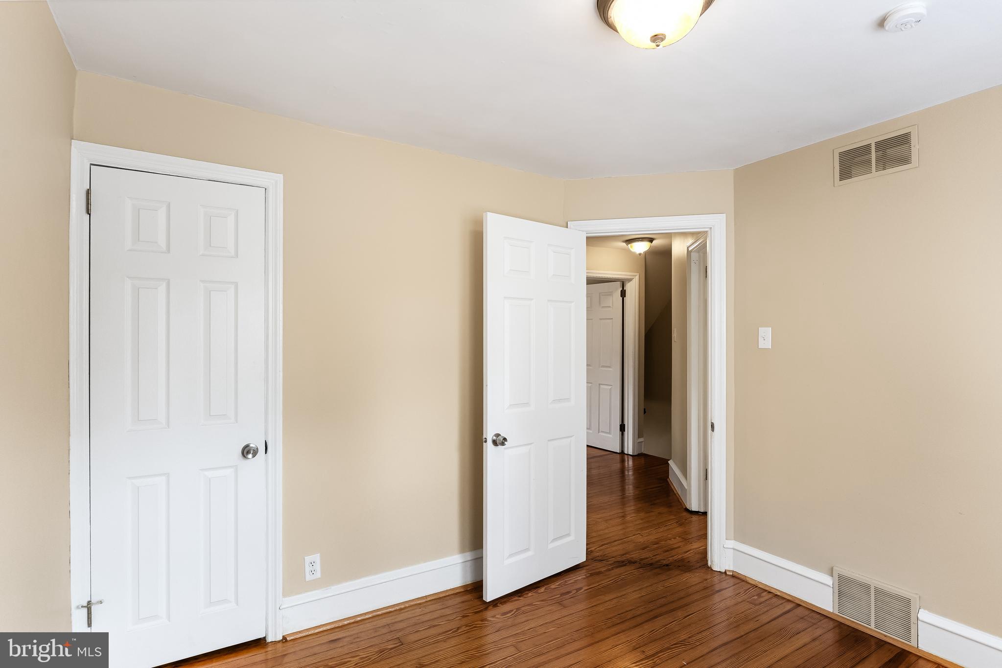 17 W SUMMERFIELD AVENUE