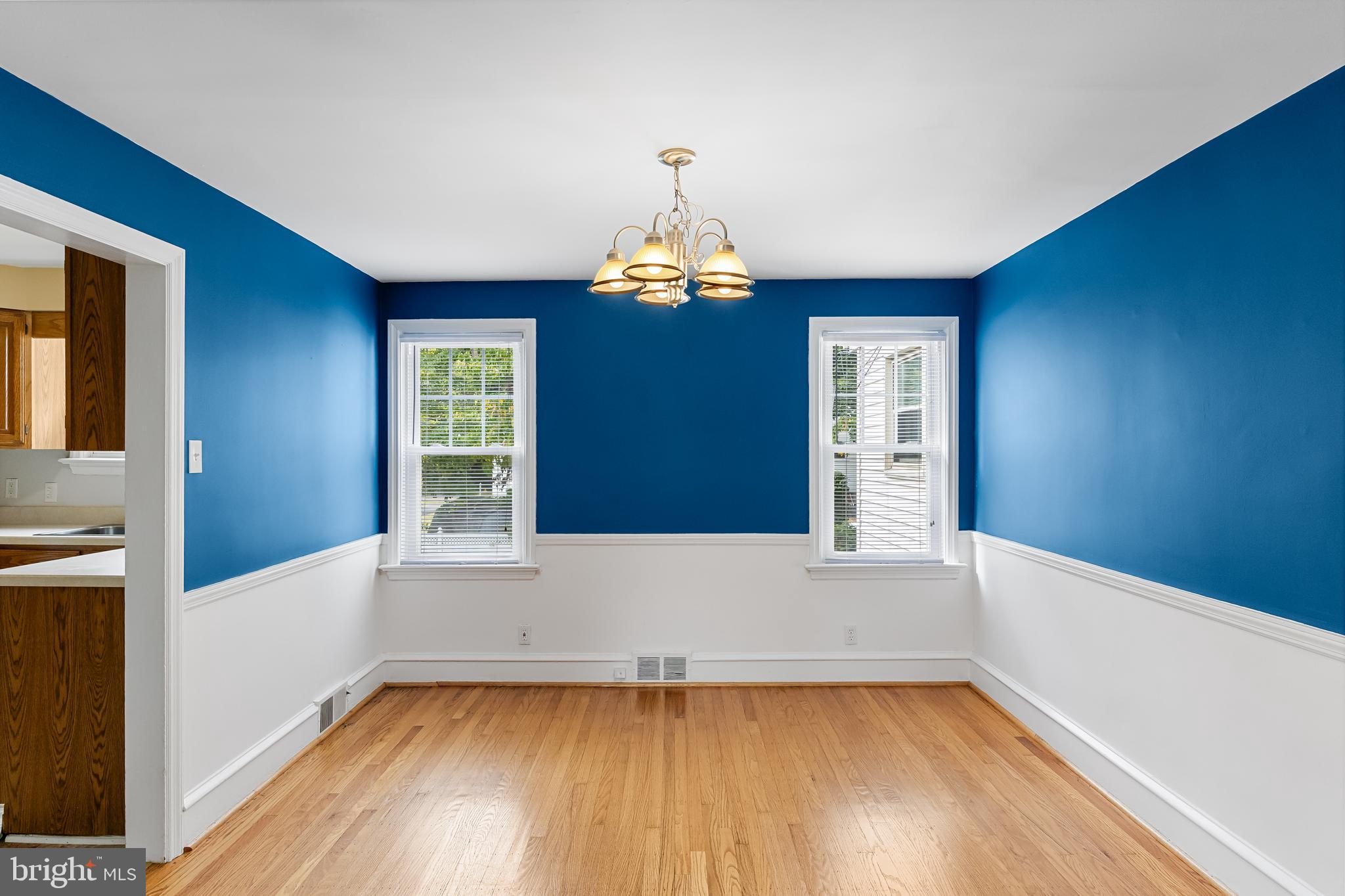 17 W SUMMERFIELD AVENUE