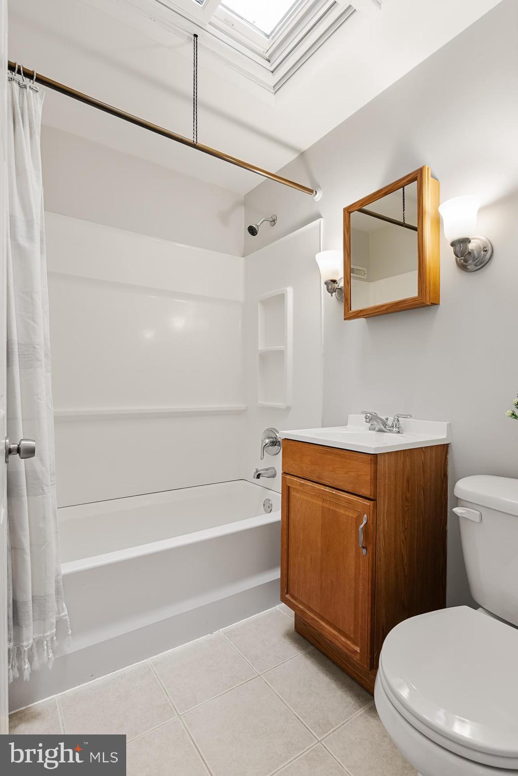 17 W SUMMERFIELD AVENUE