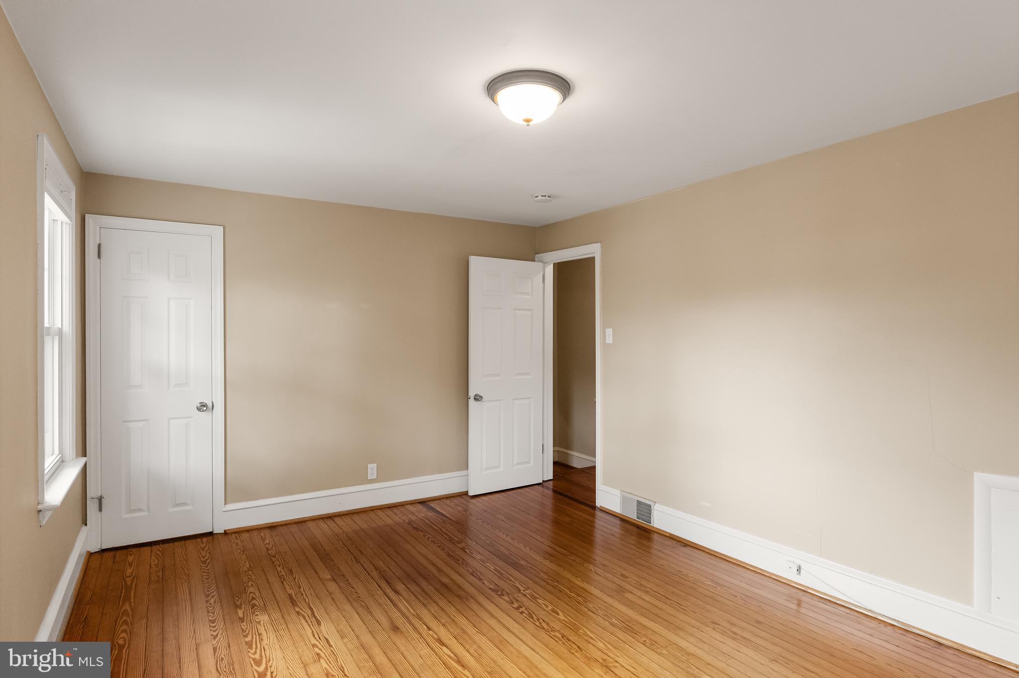 17 W SUMMERFIELD AVENUE