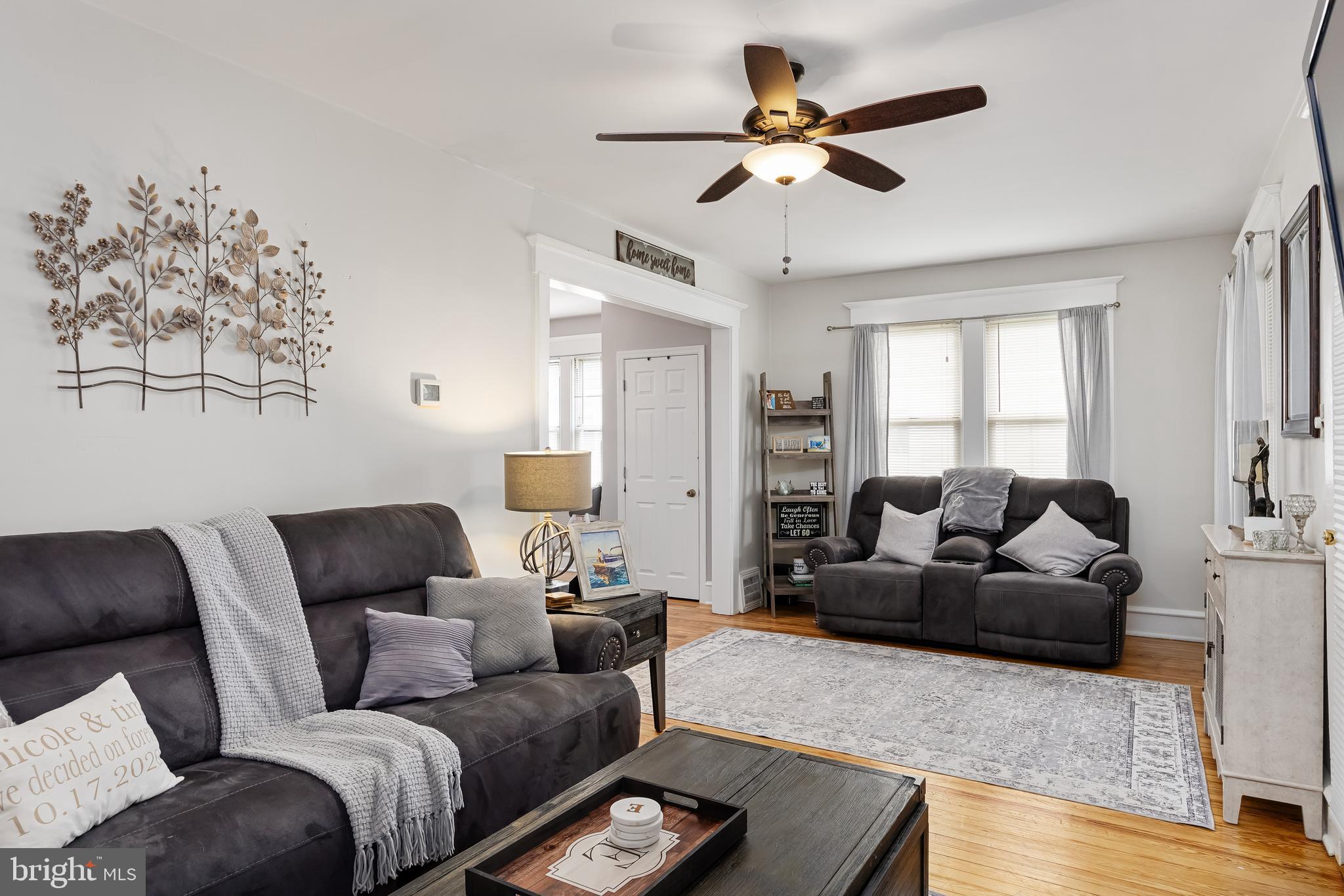 18 E Clinton Ave