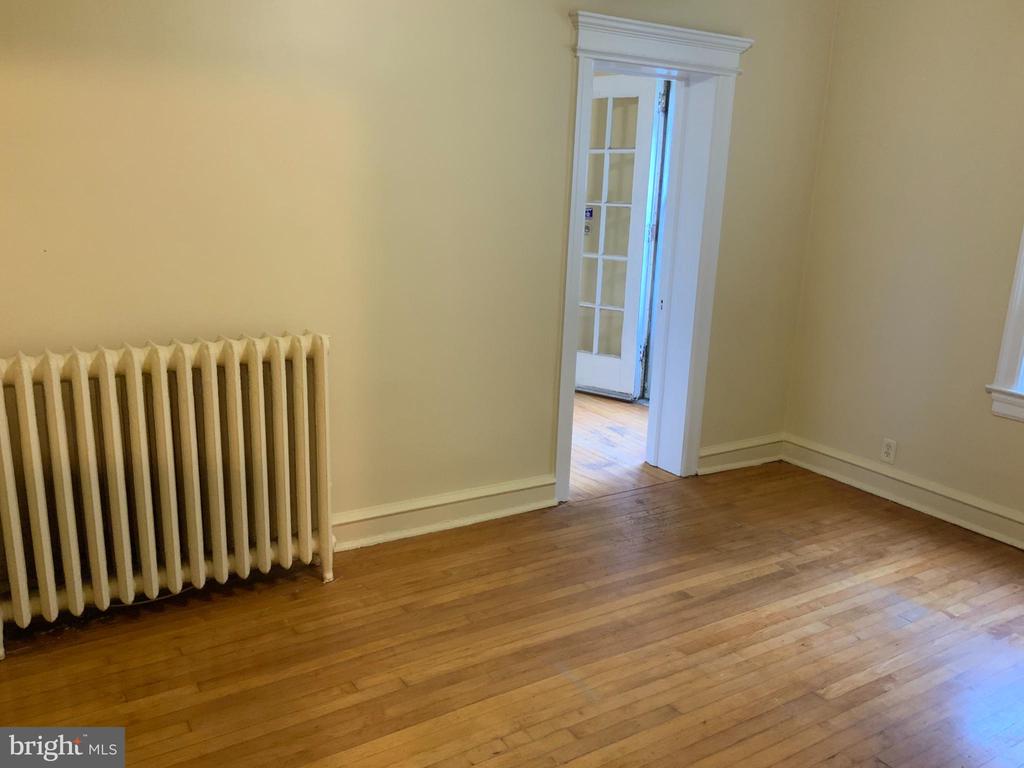 21 YALE ROAD Unit: E