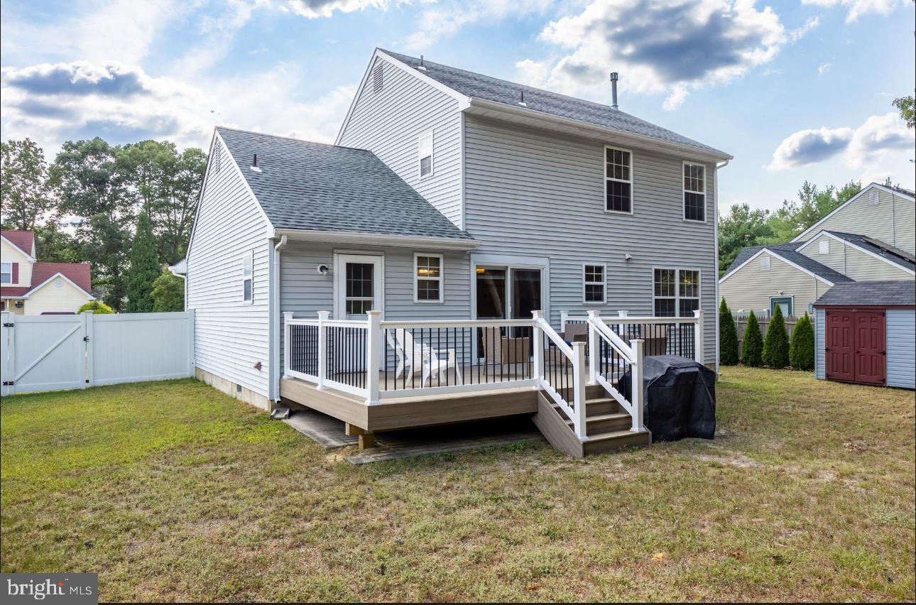 70 Country Club Rd