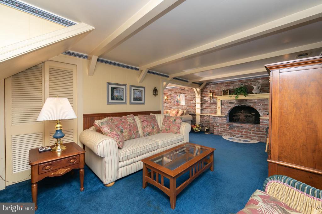 105 EVERGREEN ROAD