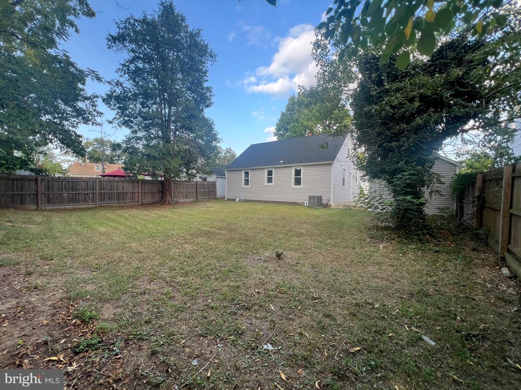 14 VAUGHN AVENUE