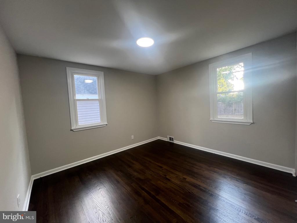 14 VAUGHN AVENUE
