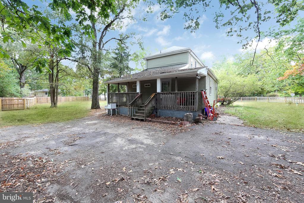 214 GARFIELD AVE.