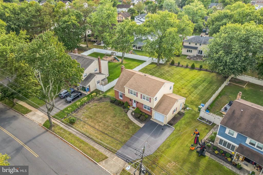 1132 HEARTWOOD DRIVE