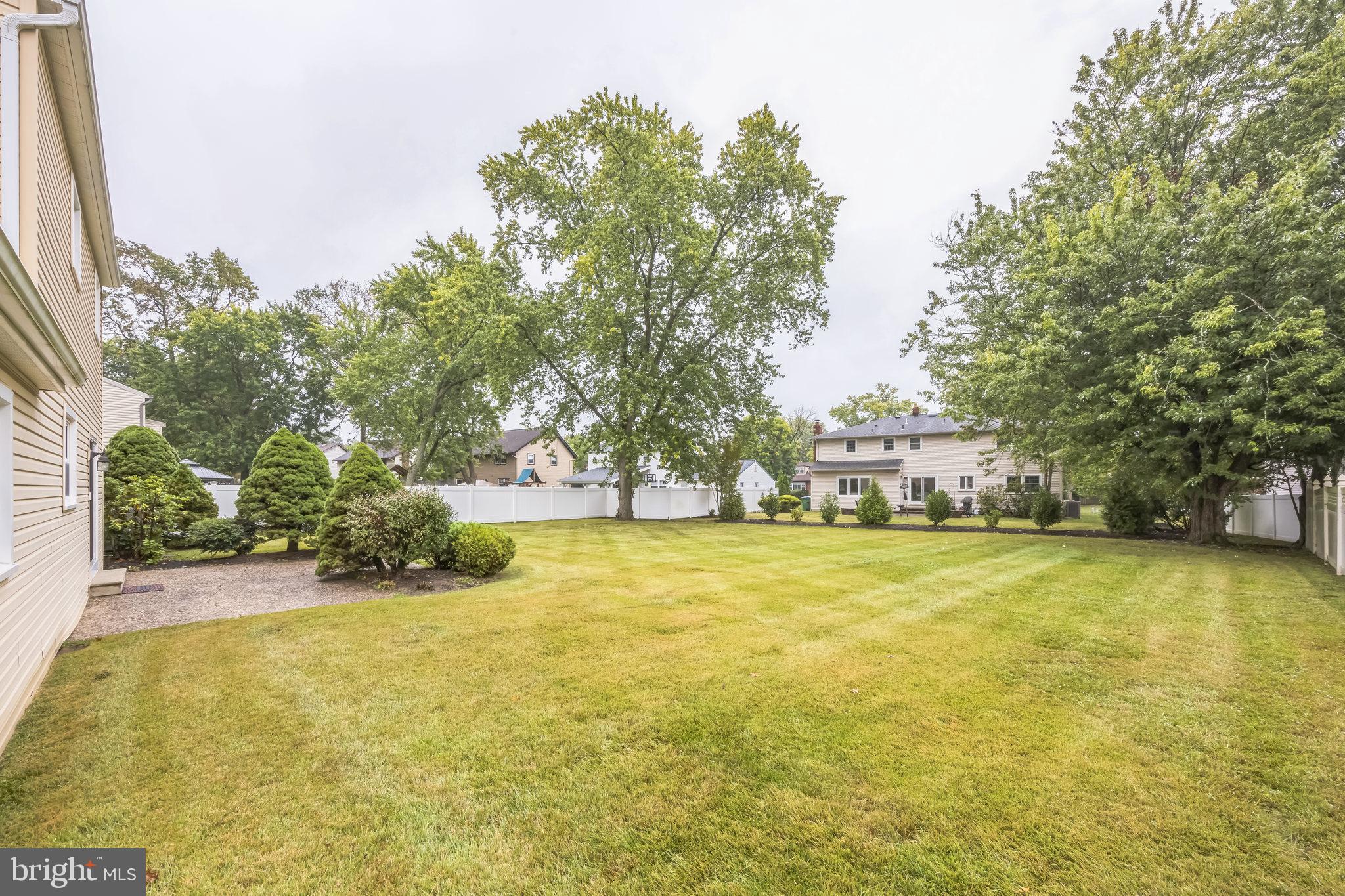 1132 HEARTWOOD DRIVE