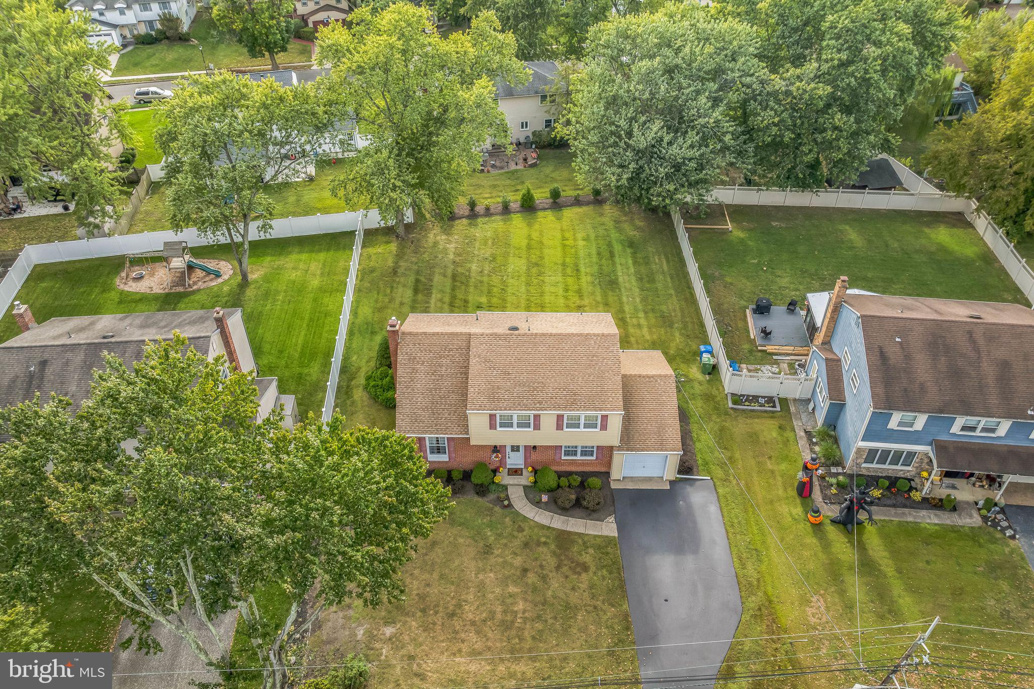 1132 HEARTWOOD DRIVE