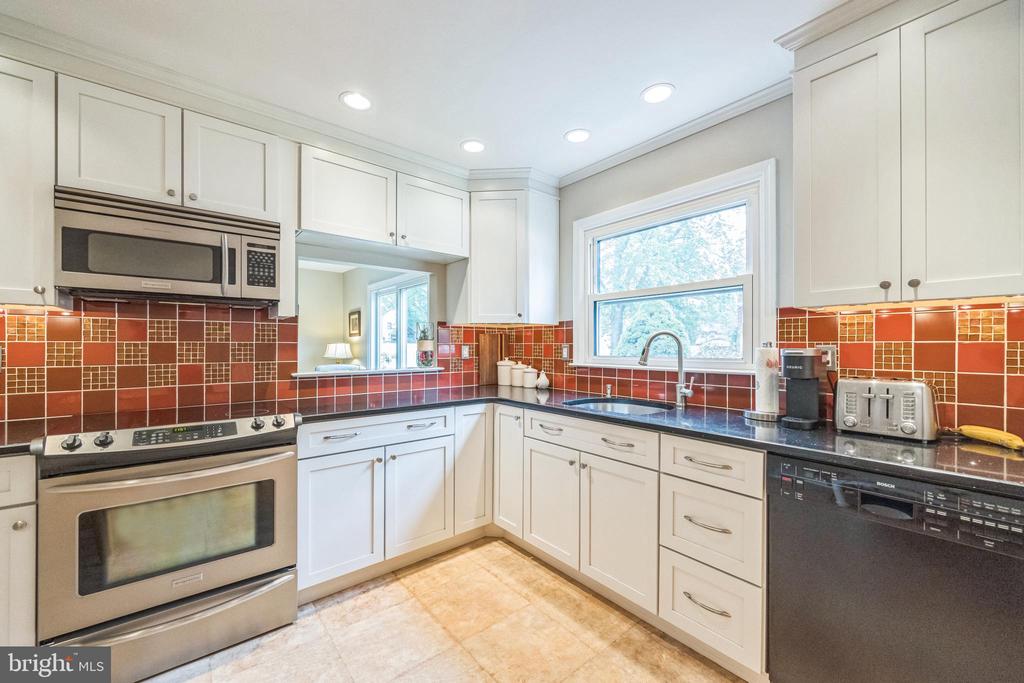1132 HEARTWOOD DRIVE