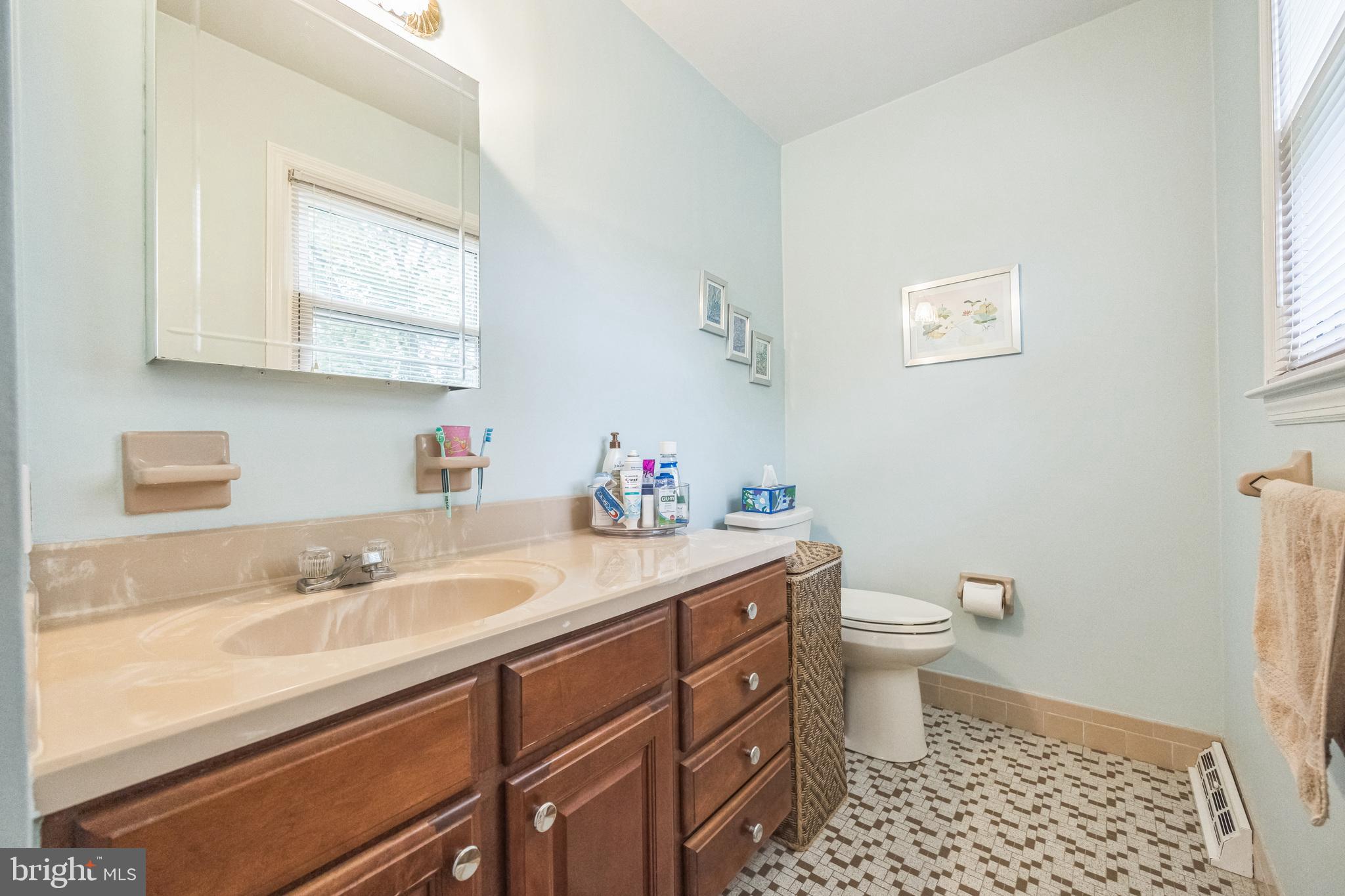 1132 HEARTWOOD DRIVE