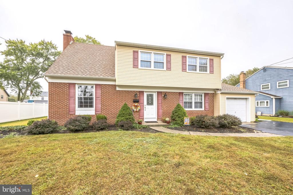 1132 HEARTWOOD DRIVE