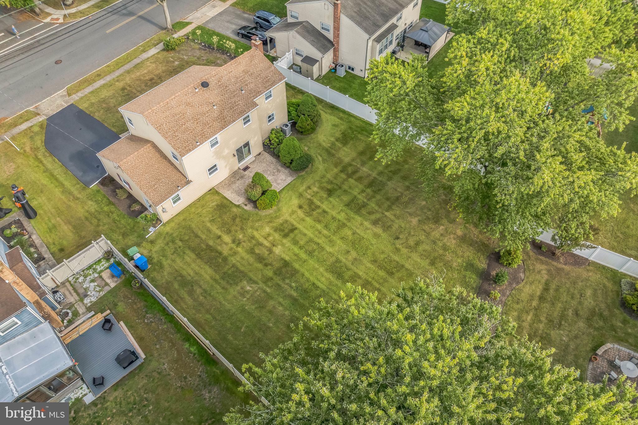 1132 HEARTWOOD DRIVE