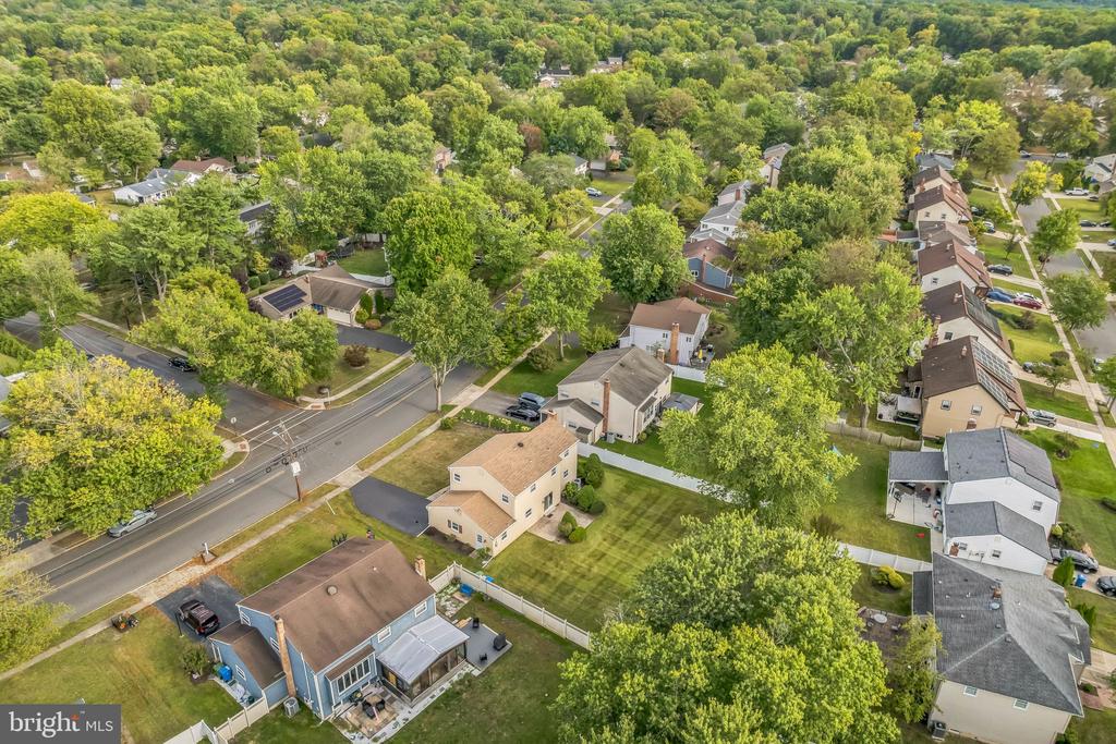 1132 HEARTWOOD DRIVE
