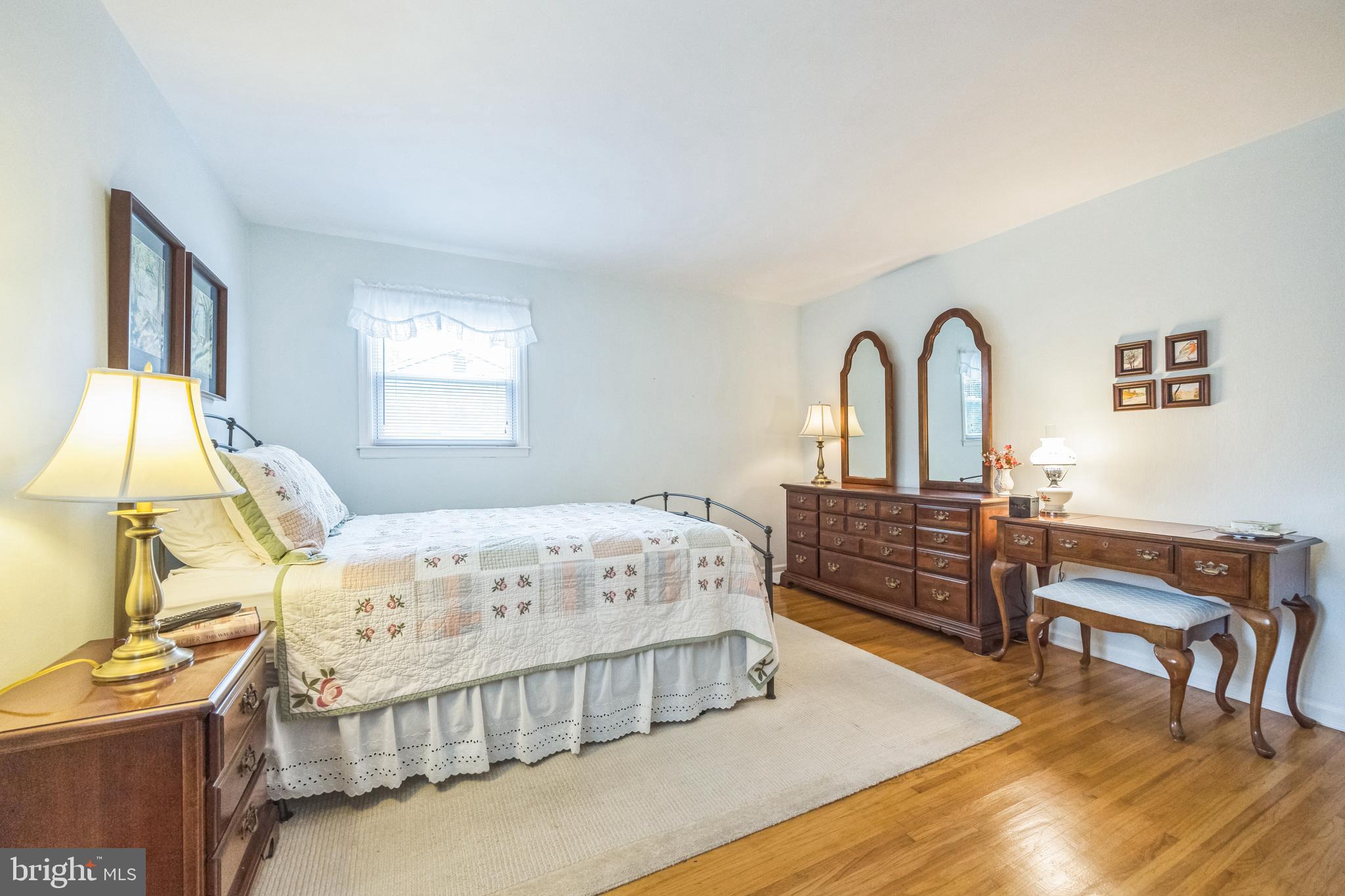 1132 HEARTWOOD DRIVE