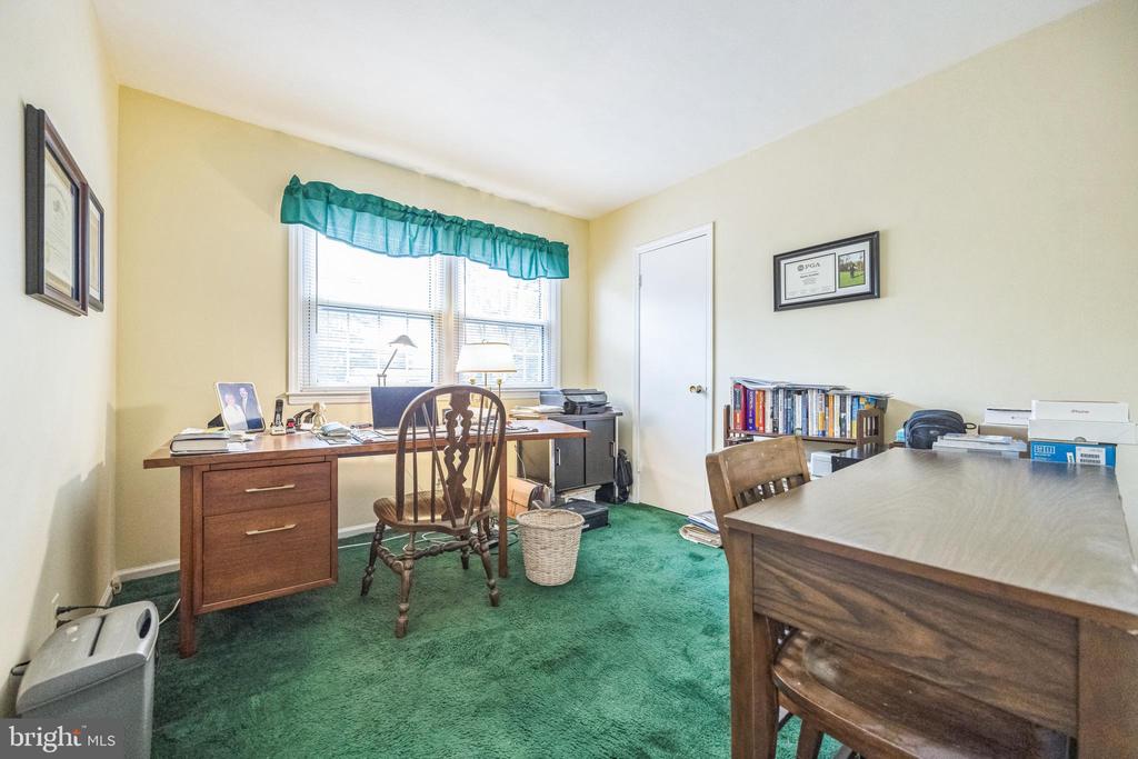 1132 HEARTWOOD DRIVE