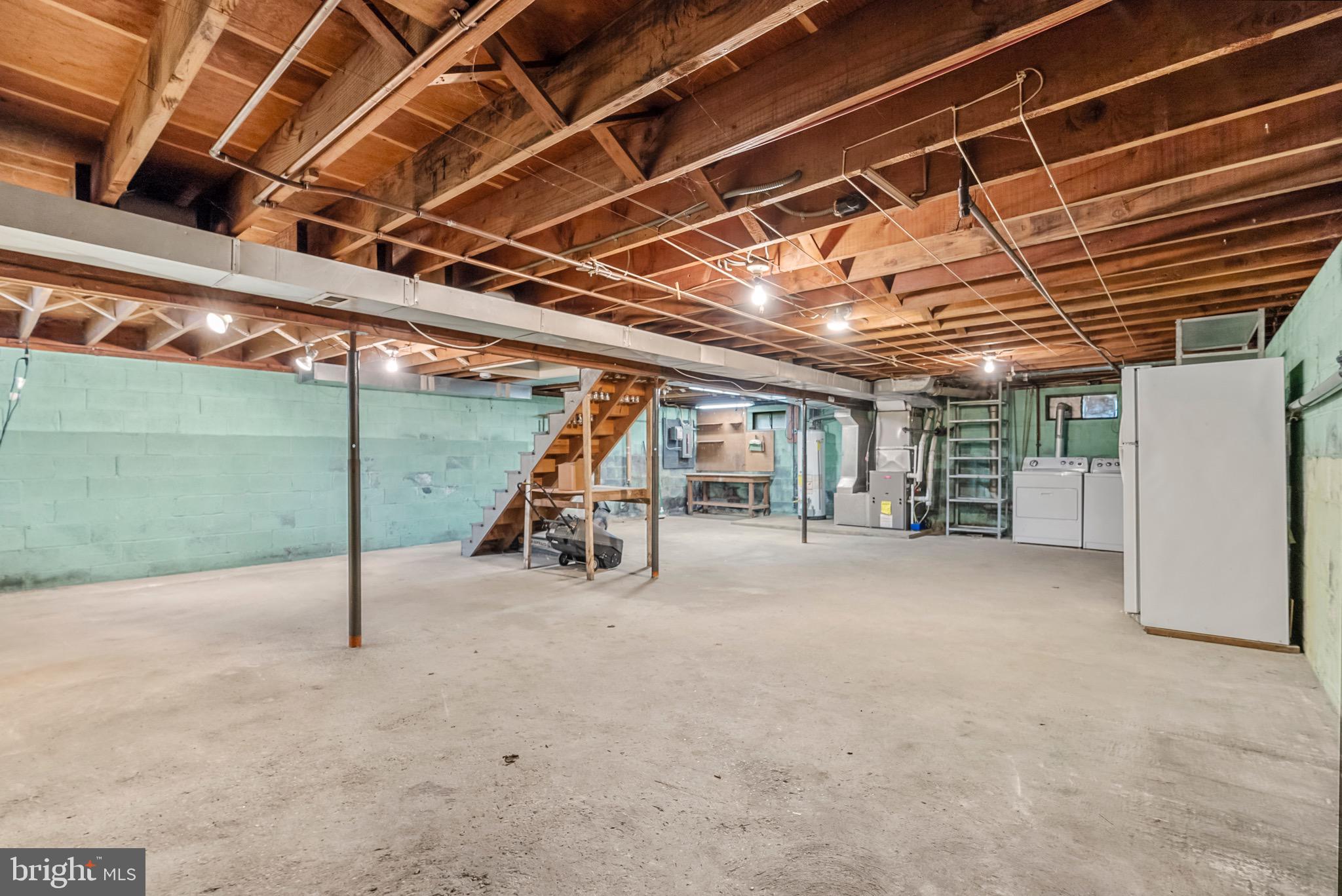 219 Camden Ave