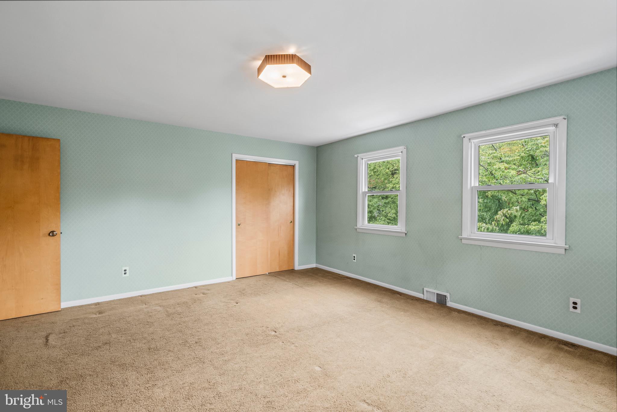 219 Camden Ave