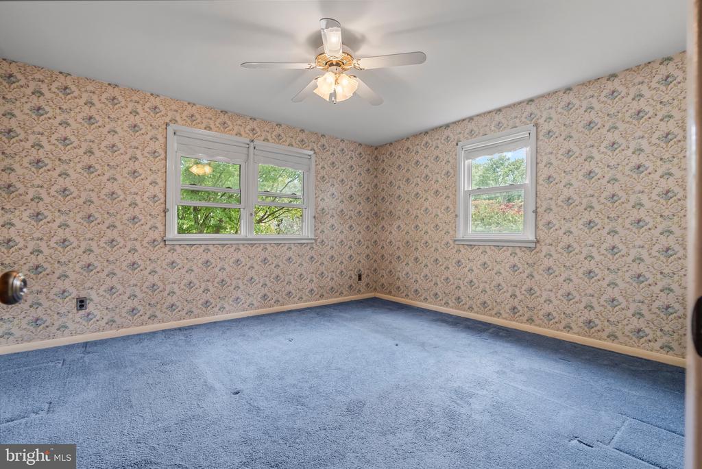 219 Camden Ave