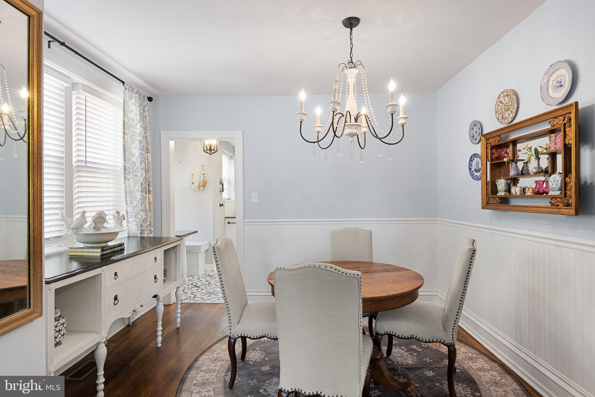 809 AMHERST ROAD