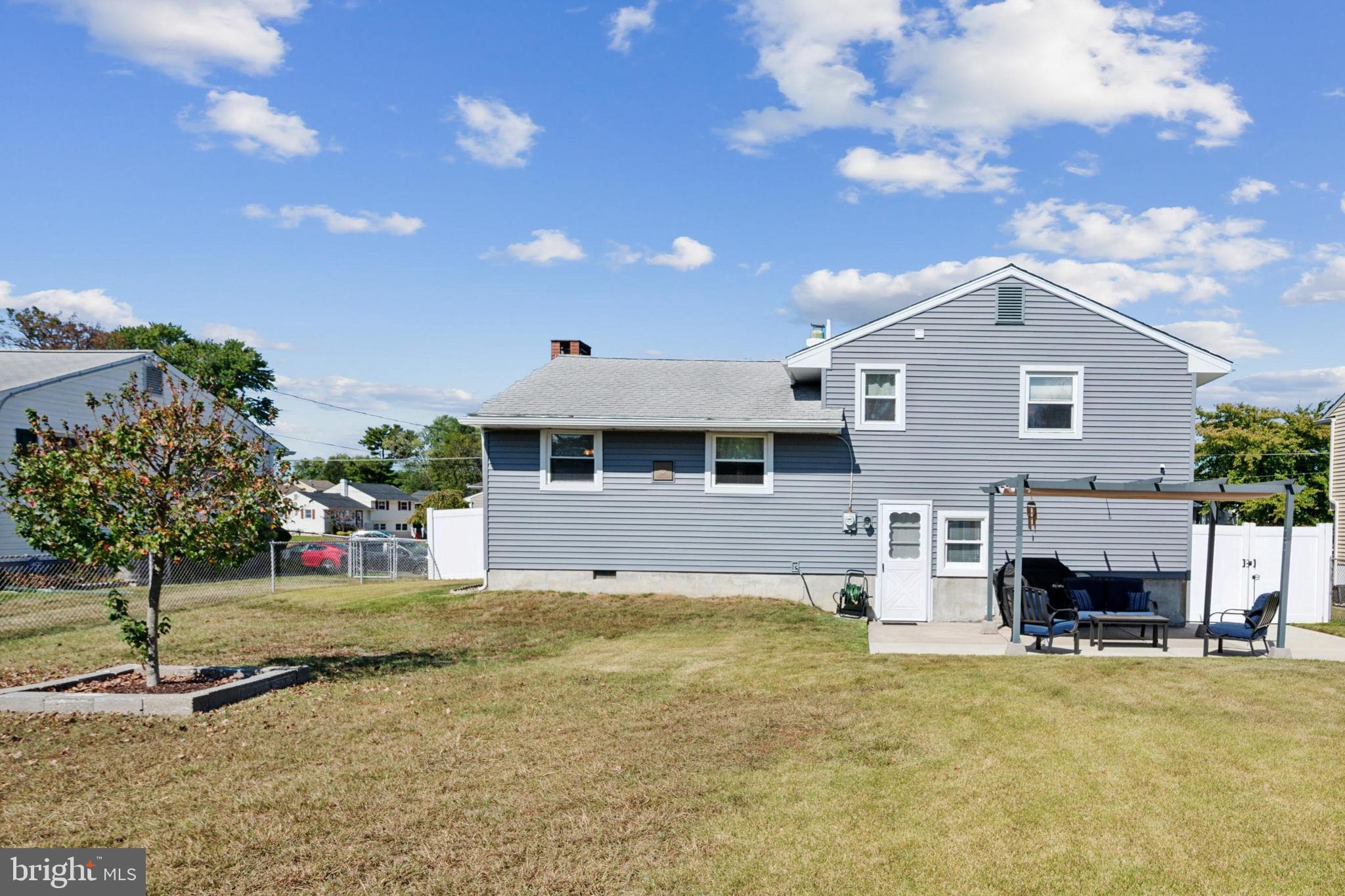 236 HILLCREST AVENUE