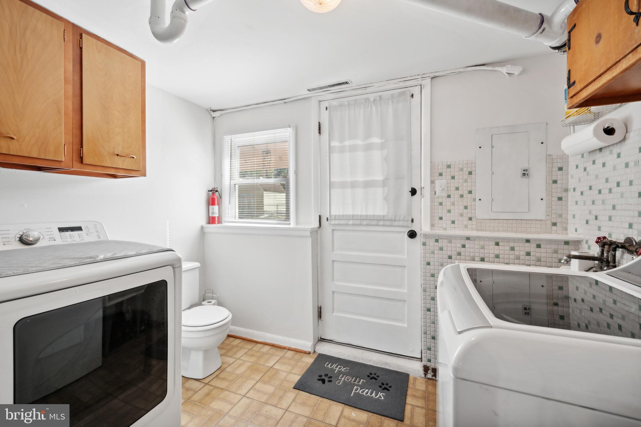 236 HILLCREST AVENUE