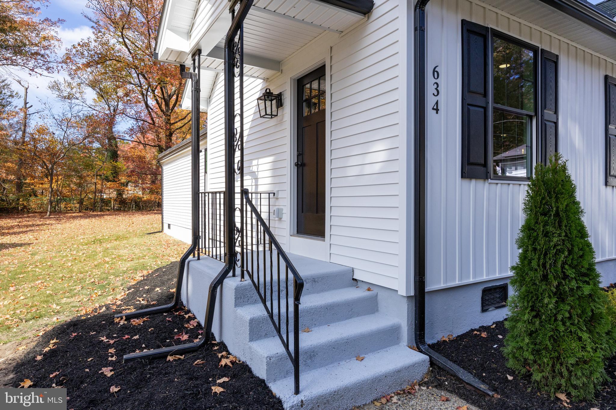 634 3rd Ave