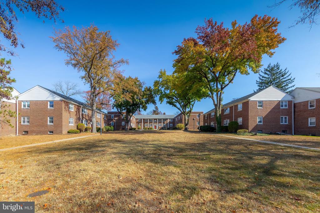 103 CHERRY PARKE A