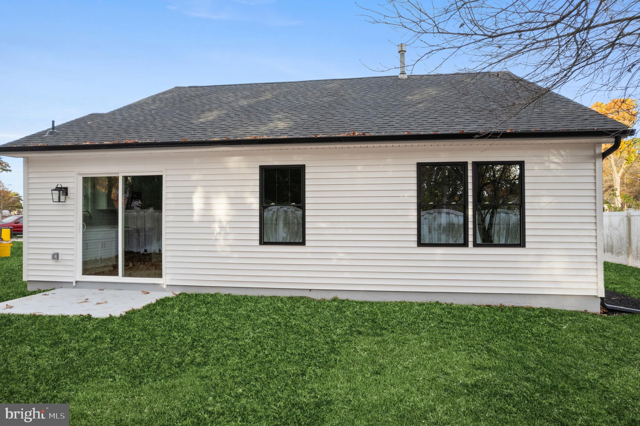 103 RAMBLEWOOD DRIVE