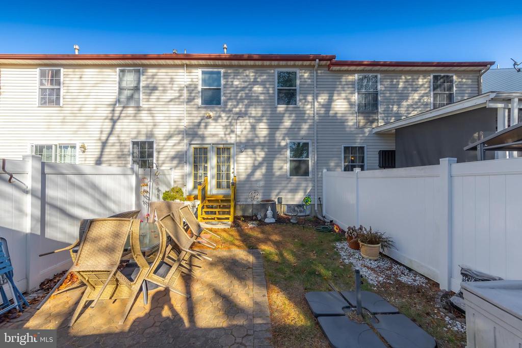 2504 ANDRIA COURT