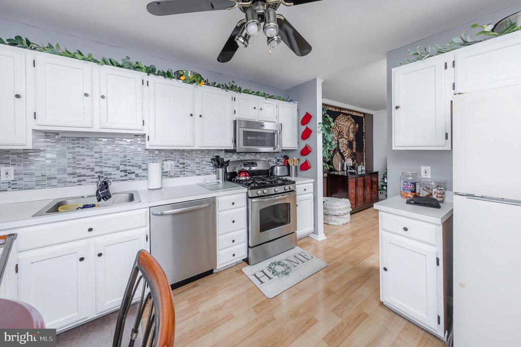 2504 ANDRIA COURT