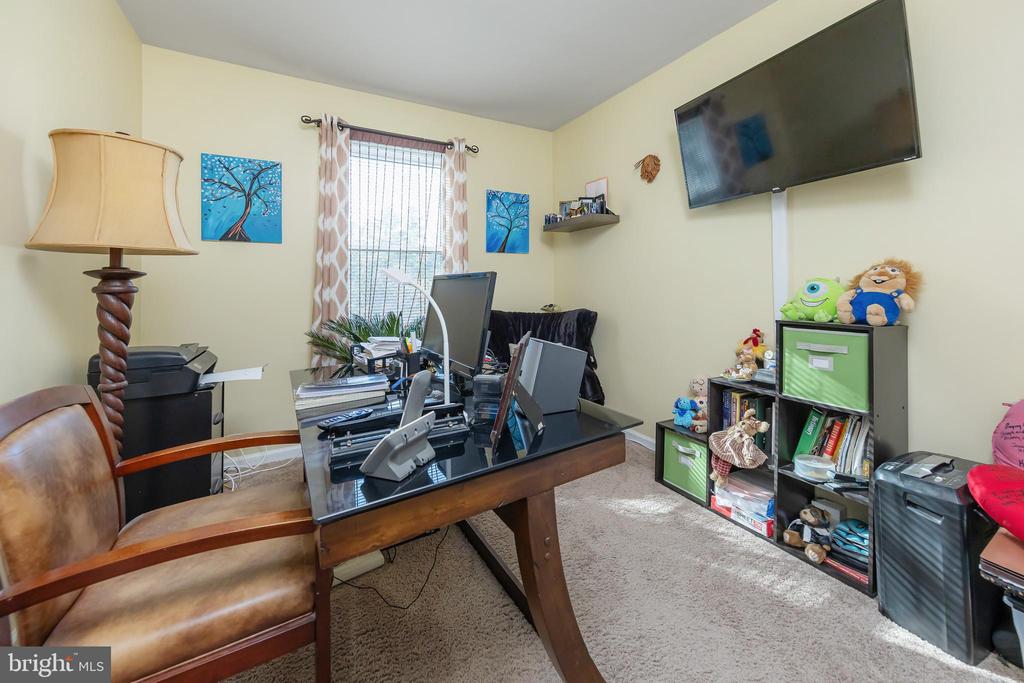 2504 ANDRIA COURT