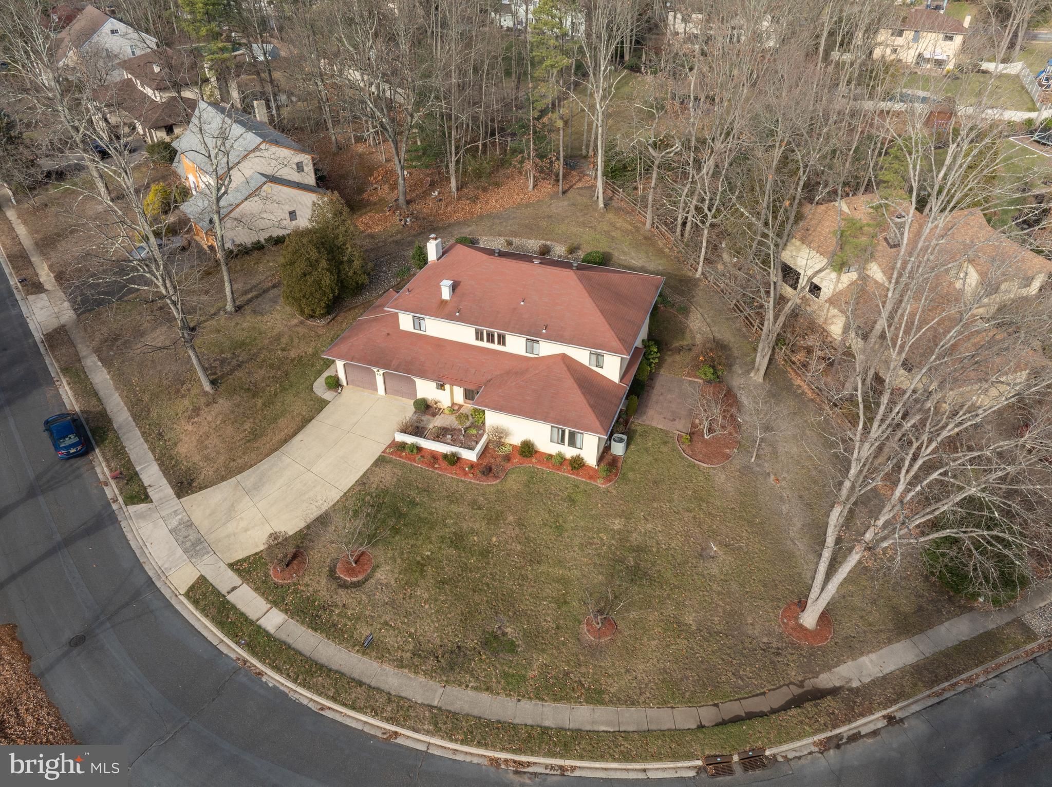 10 Rollingwood Dr