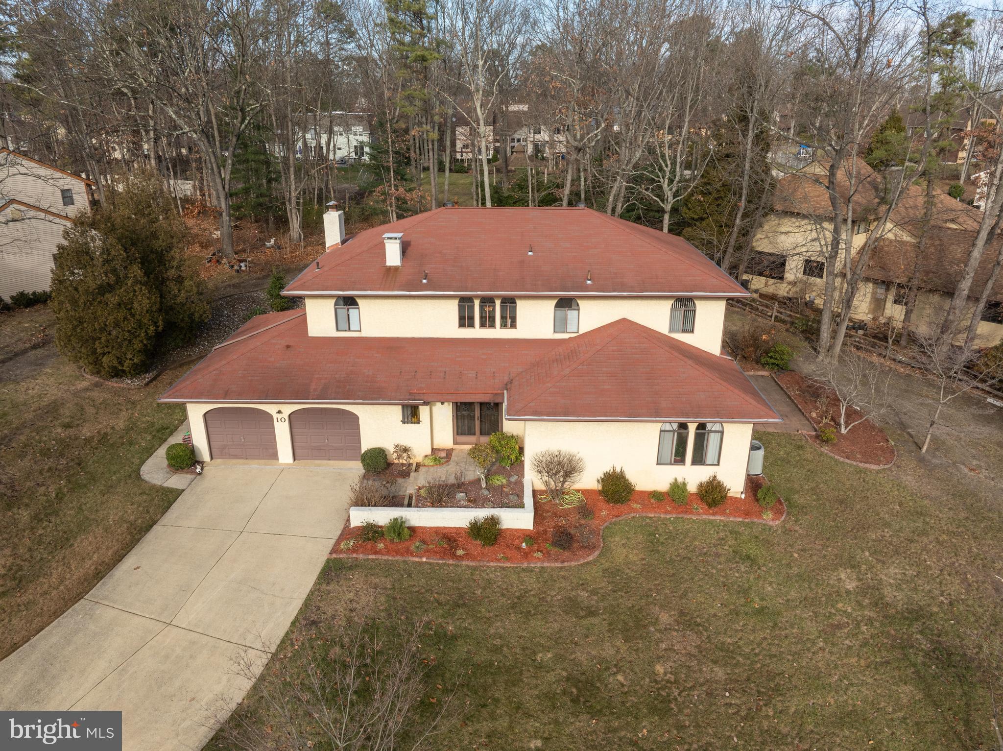 10 Rollingwood Dr