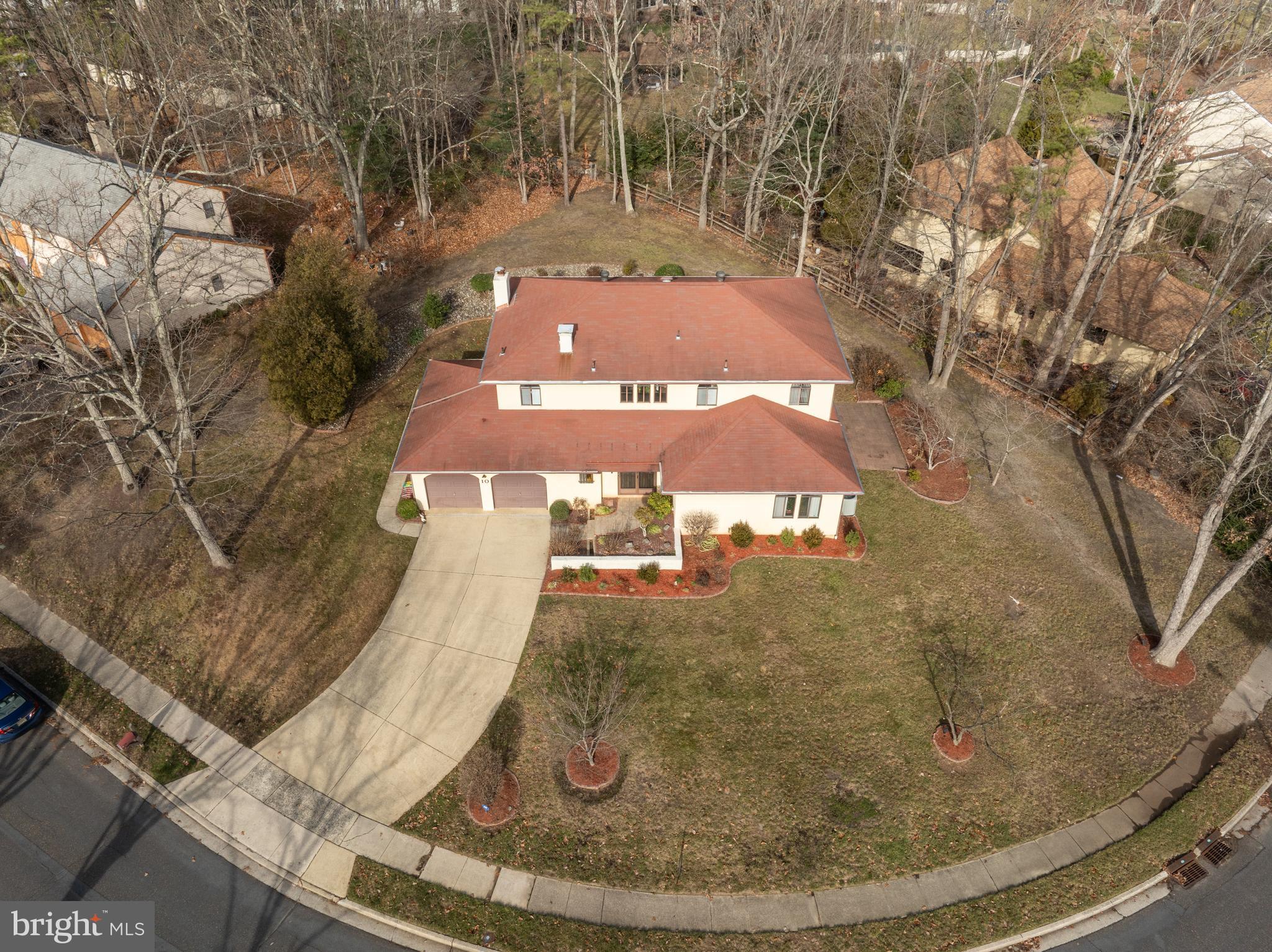 10 Rollingwood Dr