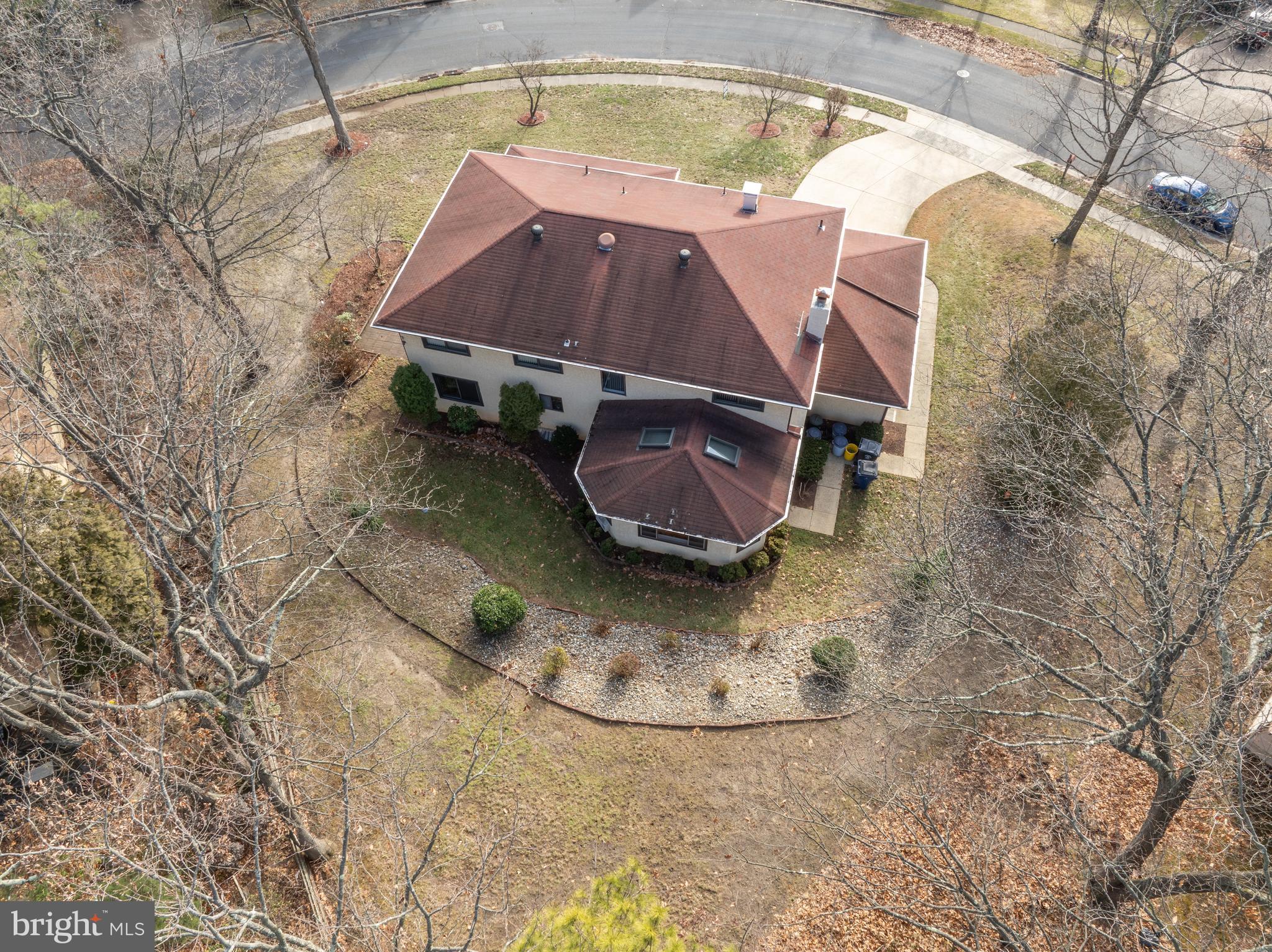 10 Rollingwood Dr