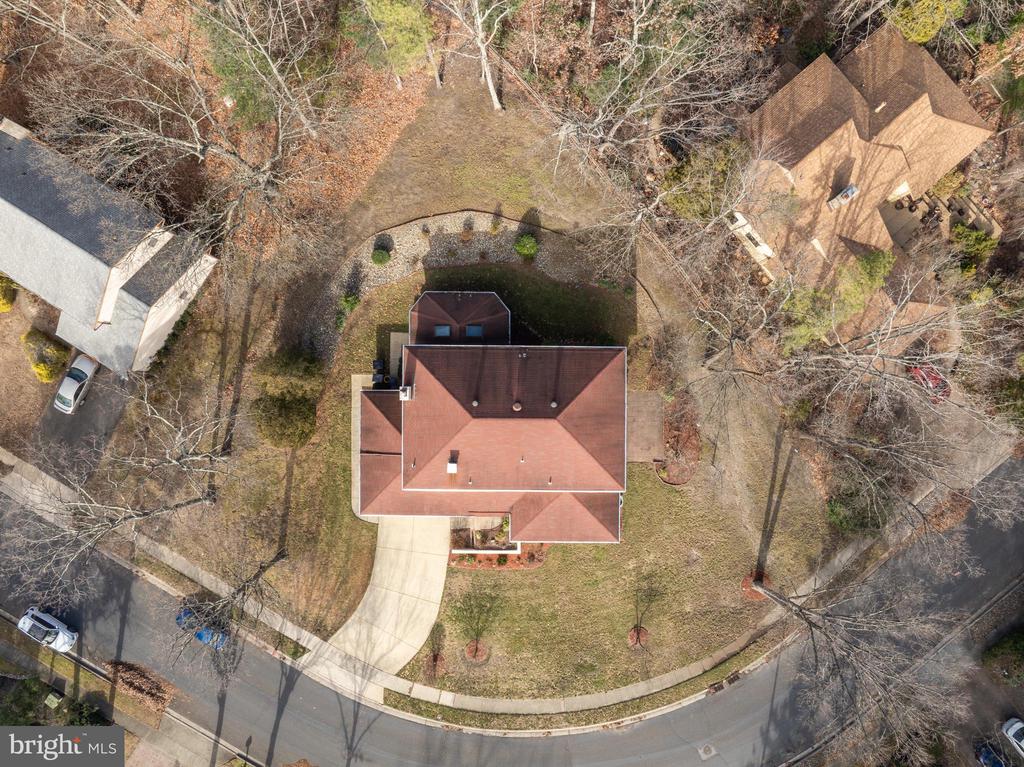 10 Rollingwood Dr